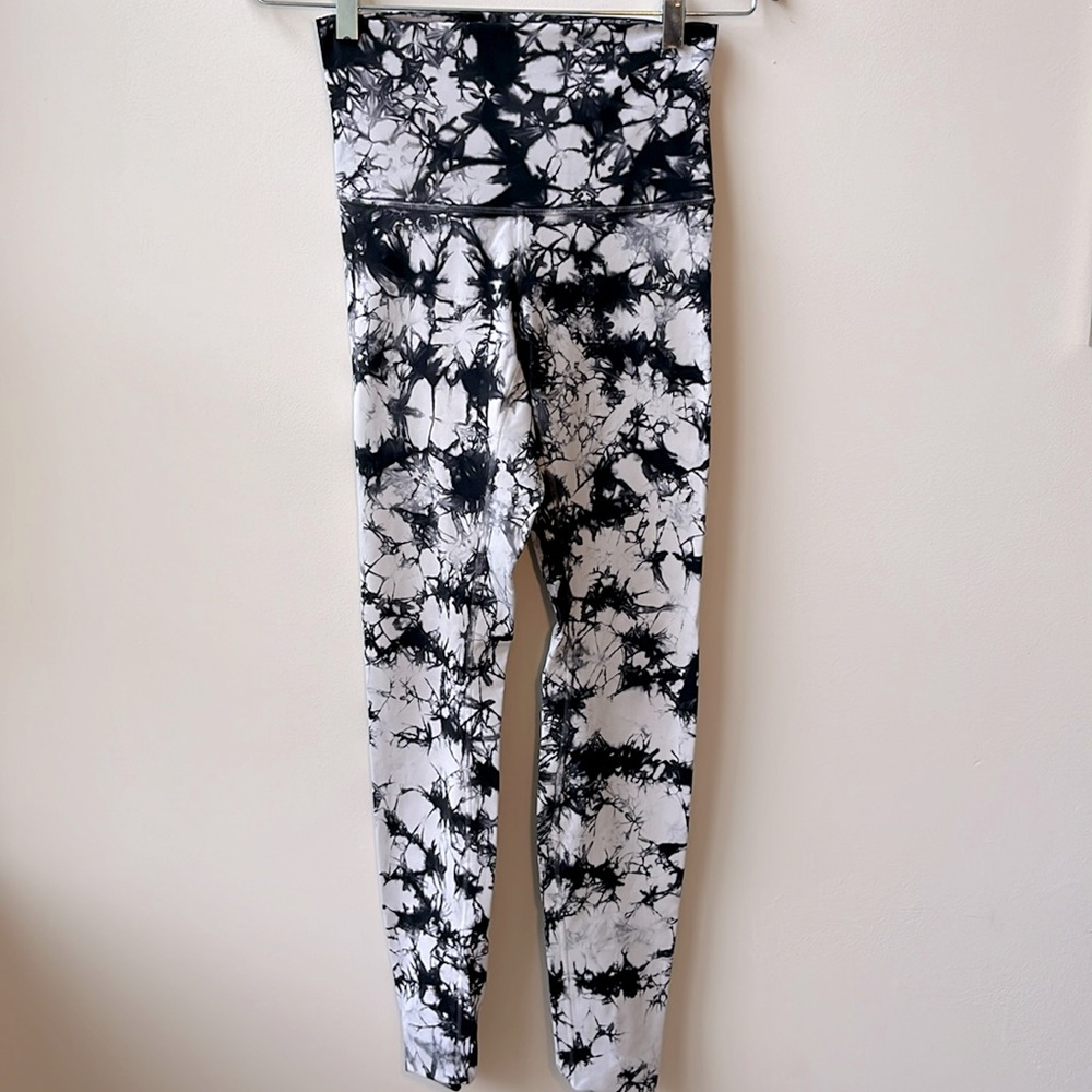 Lululemon Wunder High-Rise Leggings Size 6